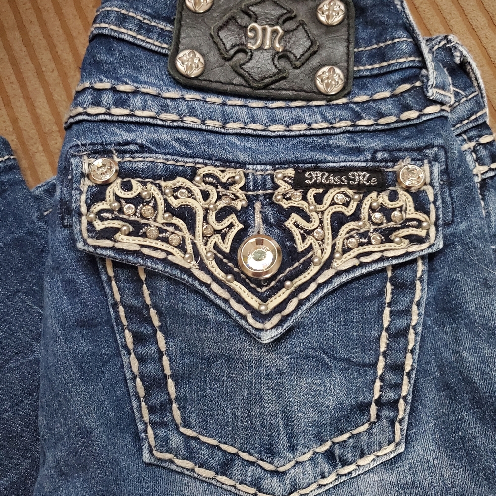 Miss Me ankle length jeans